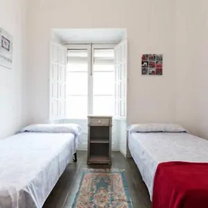 https://apartamento-arenal-seville-41001.es-andalucia.com