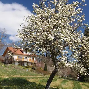 Appartement Le Merle Enchanteur, Paladru